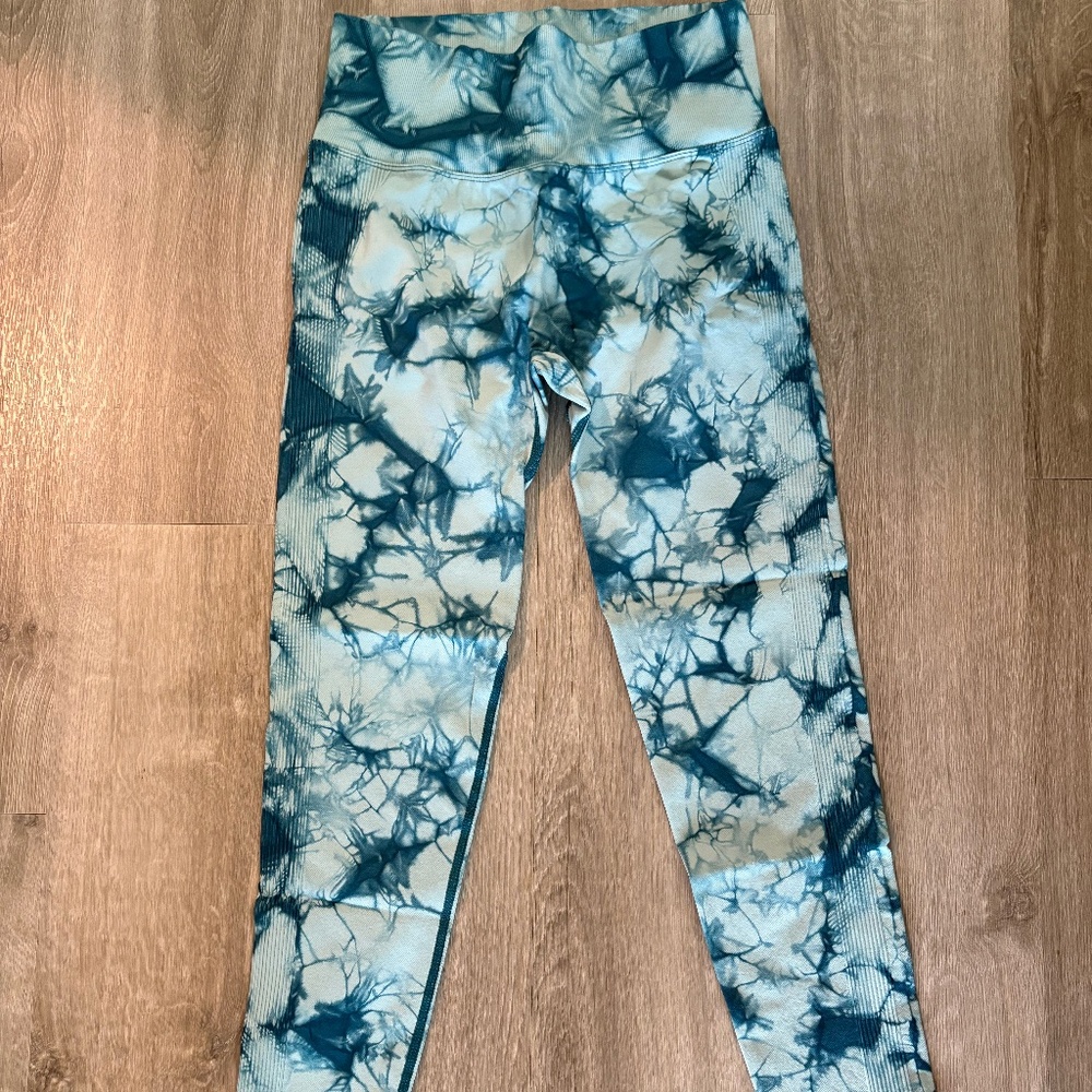Shein butt scrunch leggings